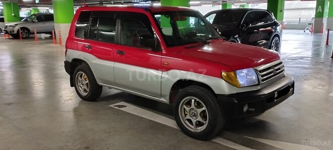 Mitsubishi Pajero io 2000, 285,000 km - 1.8 l - Bakı