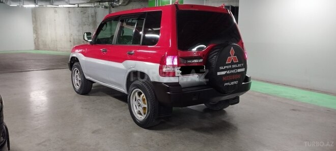 Mitsubishi Pajero io 2000, 285,000 km - 1.8 l - Bakı