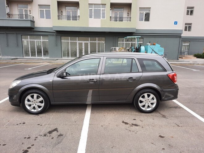Opel Astra 2009, 183,000 km - 1.4 l - Bakı