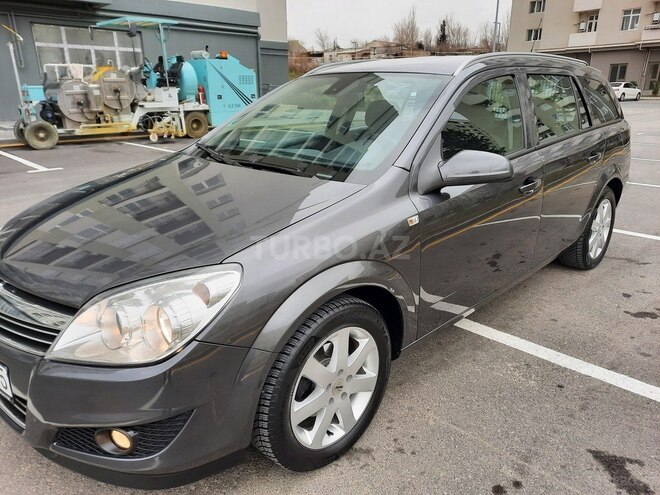 Opel Astra 2009, 183,000 km - 1.4 l - Bakı