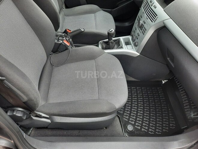 Opel Astra 2009, 183,000 km - 1.4 l - Bakı