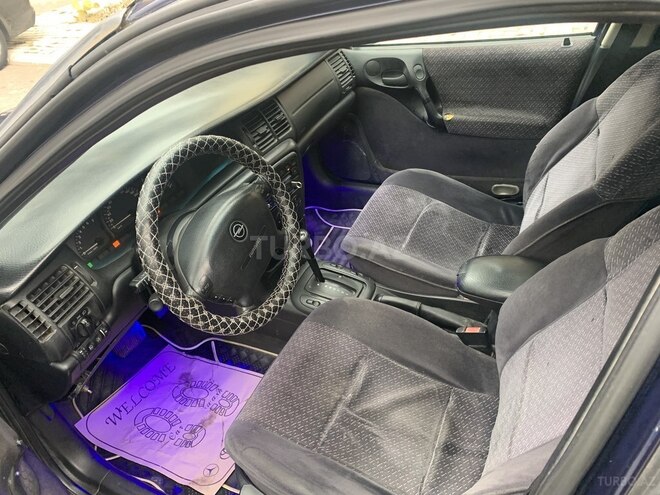 Opel Vectra 1998, 300,000 km - 2.0 l - Bakı