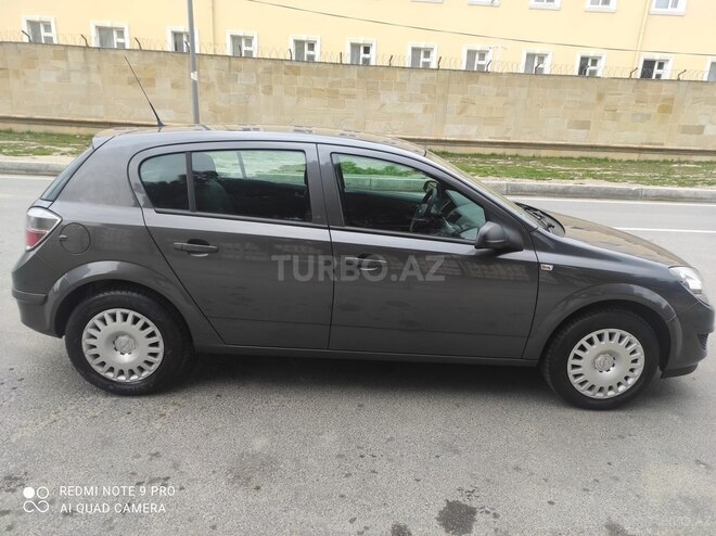 Opel Astra 2009, 143,650 km - 1.4 l - Bakı
