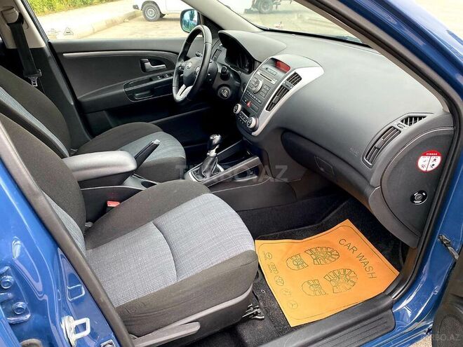 Kia Ceed 2010, 228,000 km - 1.6 l - Bakı