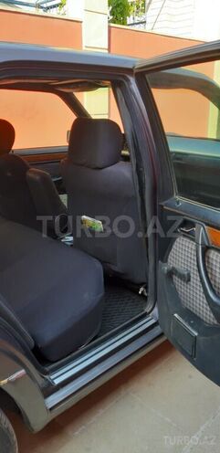 Mercedes E 250 1993, 708,476 km - 2.5 l - Bakı
