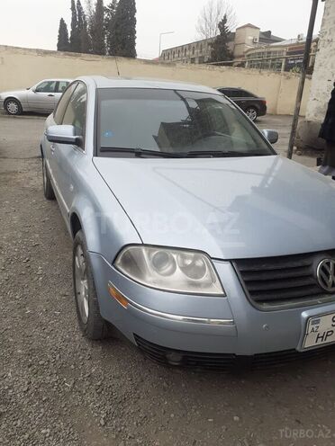 Volkswagen Passat 2002, 228,000 km - 1.8 l - Gəncə