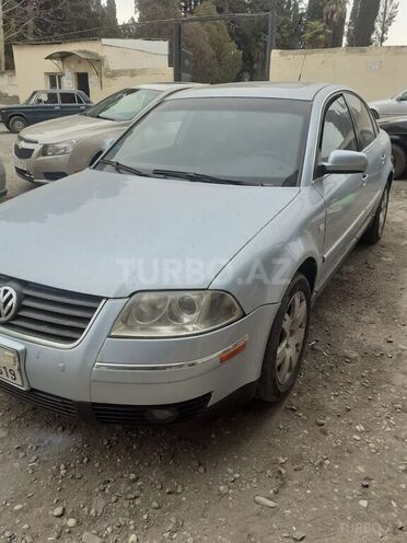 Volkswagen Passat 2002, 228,000 km - 1.8 l - Gəncə