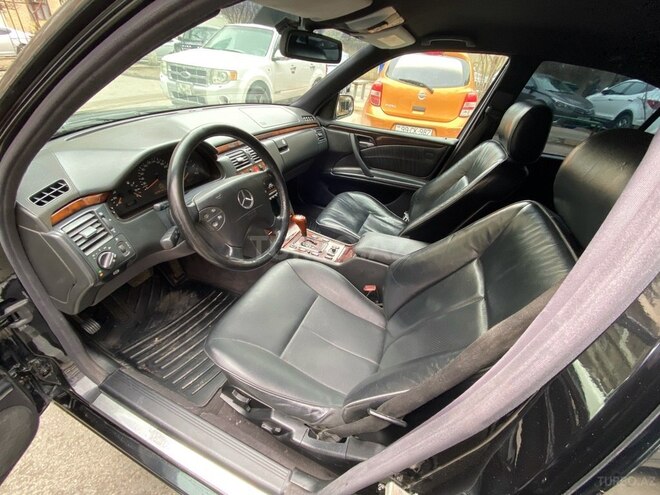 Mercedes E 270 2001, 350,000 km - 2.7 l - Bakı