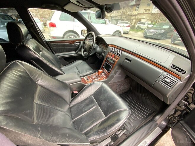Mercedes E 270 2001, 350,000 km - 2.7 l - Bakı