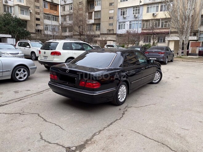 Mercedes E 270 2001, 350,000 km - 2.7 l - Bakı