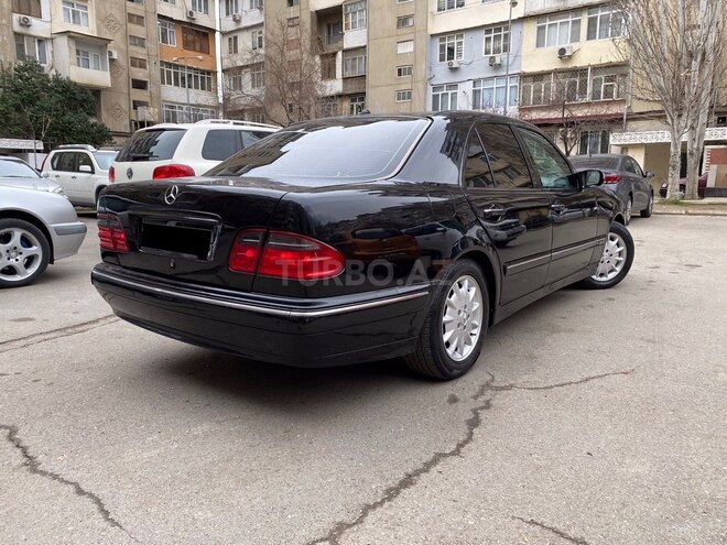 Mercedes E 270 2001, 350,000 km - 2.7 l - Bakı