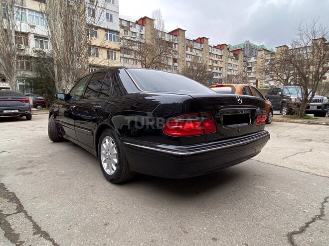 Mercedes E 270 2001, 350,000 km - 2.7 l - Bakı