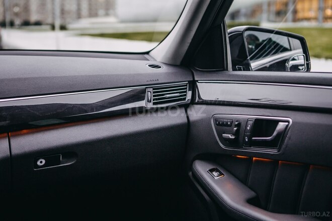 Mercedes E 220 2012, 98,000 km - 2.2 л - Bakı