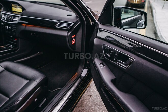 Mercedes E 220 2012, 98,000 km - 2.2 л - Bakı