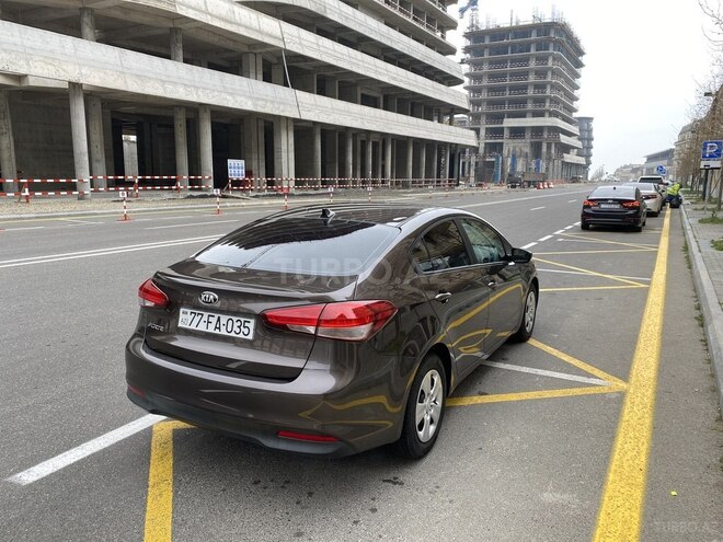 Kia Cerato 2017, 102,900 km - 2.0 l - Bakı