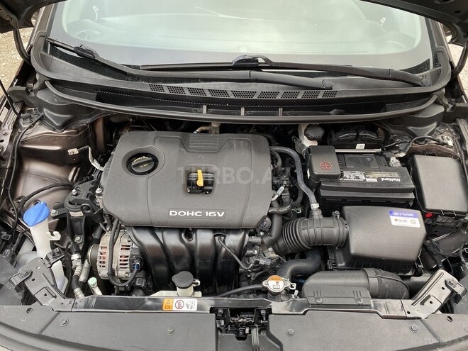 Kia Cerato 2017, 102,900 km - 2.0 l - Bakı