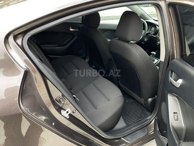 Kia Cerato 2017, 102,900 km - 2.0 l - Bakı