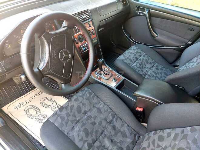 Mercedes C 220 1999, 357,300 km - 2.2 l - Bakı