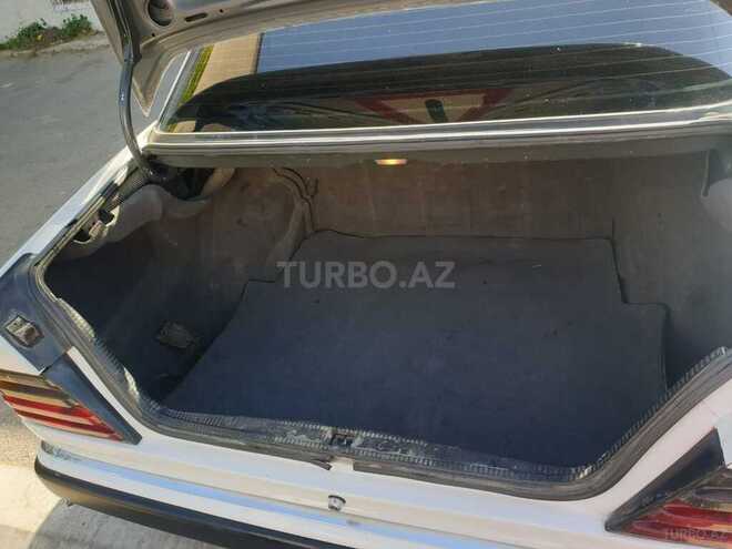 Mercedes E 200 1990, 263,000 km - 2.0 l - Bakı