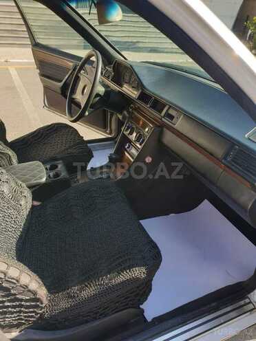 Mercedes E 200 1990, 263,000 km - 2.0 l - Bakı