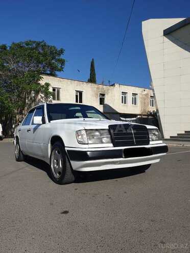 Mercedes E 200 1990, 263,000 km - 2.0 l - Bakı