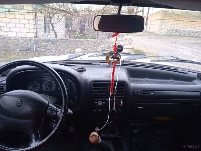 GAZ 3110 2003, 19,850 km - 2.4 l - Şəmkir
