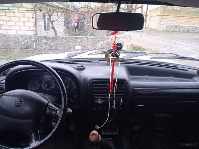 GAZ 3110 2003, 19,850 km - 2.4 l - Şəmkir