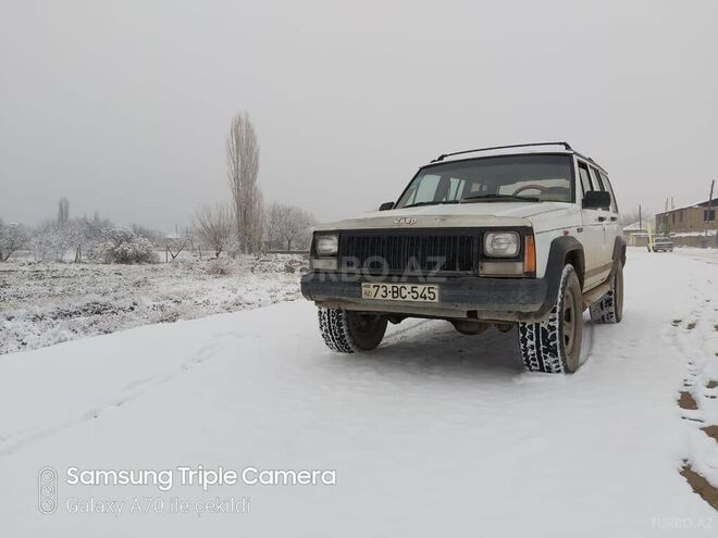 Jeep Cherokee 1993, 345,000 km - 2.5 l - Naxçıvan
