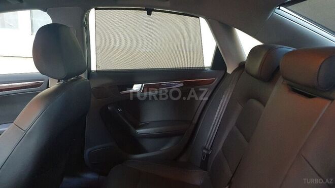 Audi A4 2013, 81,000 km - 1.8 l - Bakı