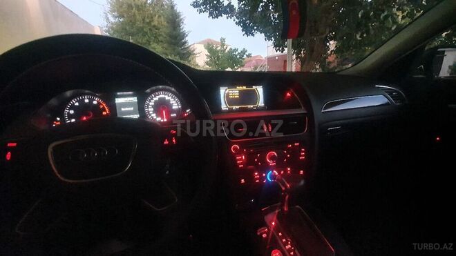 Audi A4 2013, 81,000 km - 1.8 l - Bakı