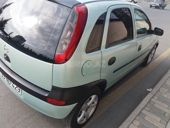 Opel Corsa 2001, 300,000 km - 1.2 l - Zaqatala