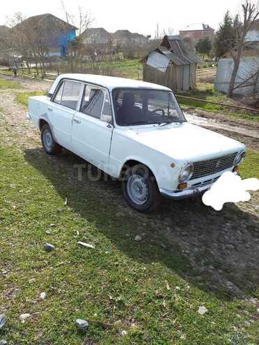 LADA (VAZ) 21011 1980, 236,000 km - 1.6 l - Salyan