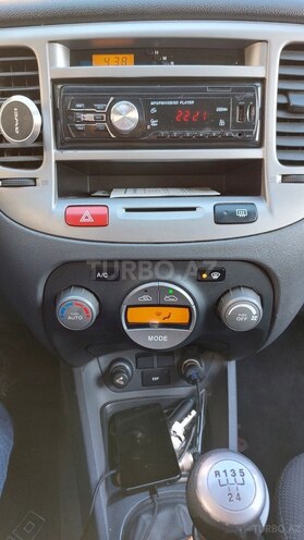 Kia Rio 2005, 175,000 km - 1.4 л - Bakı
