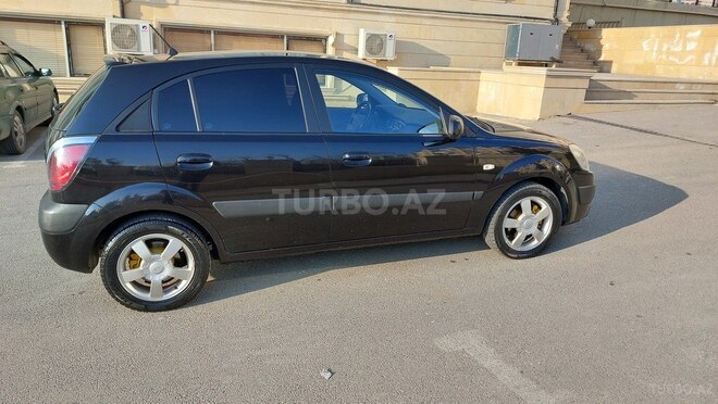Kia Rio 2005, 175,000 km - 1.4 л - Bakı