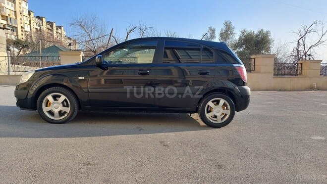 Kia Rio 2005, 175,000 km - 1.4 л - Bakı
