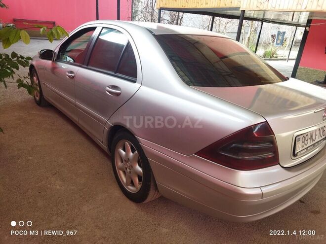 Mercedes C 220 2000, 515,000 km - 2.2 l - Göyçay