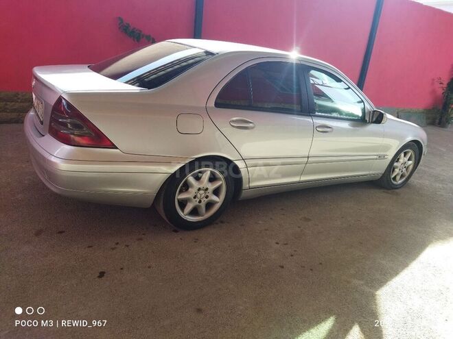Mercedes C 220 2000, 515,000 km - 2.2 l - Göyçay