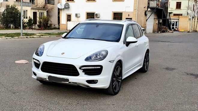 Porsche Cayenne GTS 2013, 92,500 km - 4.8 l - Bakı