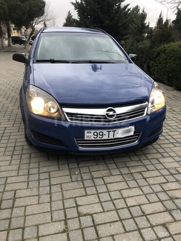 Opel Astra 2010, 140,000 km - 1.3 l - Sumqayıt