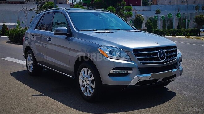 Mercedes  2015, 146,450 km - 2.1 l - Bakı