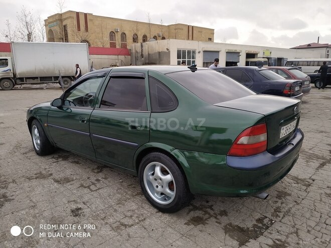 Opel Vectra 1996, 345,000 km - 1.6 l - Sumqayıt