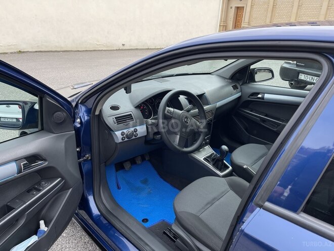 Opel Astra 2005, 198,000 km - 1.4 л - Bakı