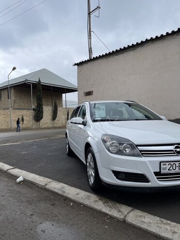 Opel Astra 2006, 170,000 km - 1.4 l - Gəncə