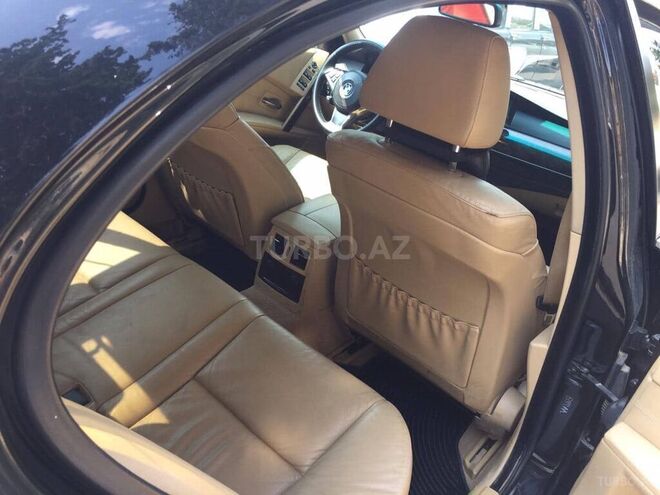 BMW 525 2005, 230,000 km - 2.5 l - Bakı