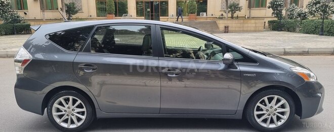 Toyota Prius V 2012, 196,000 km - 1.8 l - Bakı