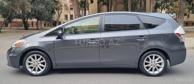 Toyota Prius V 2012, 196,000 km - 1.8 l - Bakı
