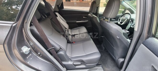 Toyota Prius V 2012, 196,000 km - 1.8 l - Bakı