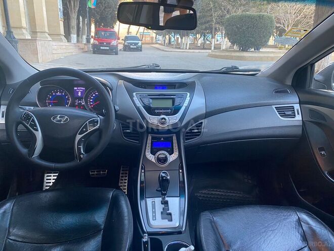 Hyundai Elantra 2012, 197,000 km - 1.8 l - Bakı
