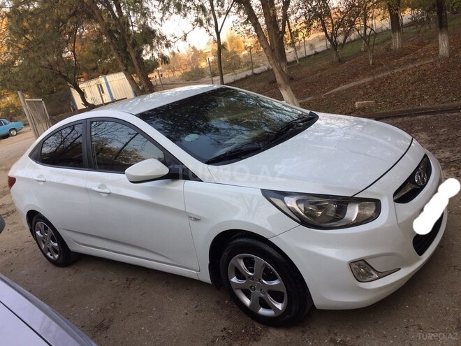 Hyundai Accent 2013, 158,167 km - 1.4 l - Hacıqabul