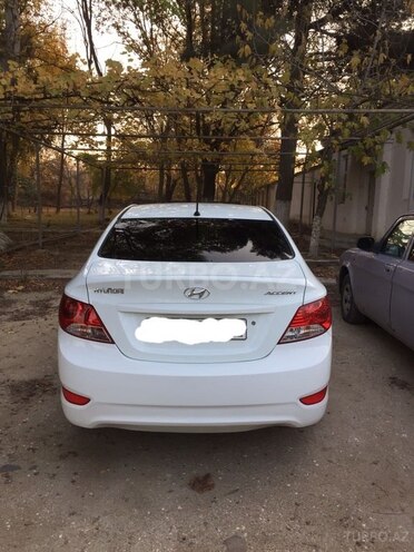 Hyundai Accent 2013, 158,167 km - 1.4 l - Hacıqabul